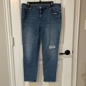 Chicos so slimming ankle jeans. Chicos size 2